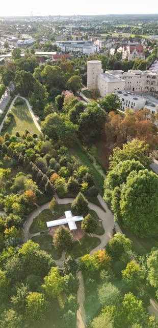 Luftaufnahme Luthergarten an der Schlosskirche